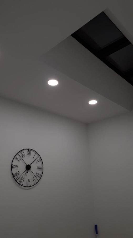 Apartman Nevenka Apartment วาราชดีน ภายนอก รูปภาพ