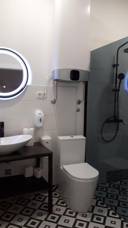 Apartman Nevenka Apartment วาราชดีน ภายนอก รูปภาพ