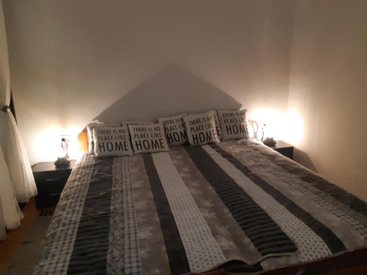 Apartman Nevenka Apartment วาราชดีน ภายนอก รูปภาพ